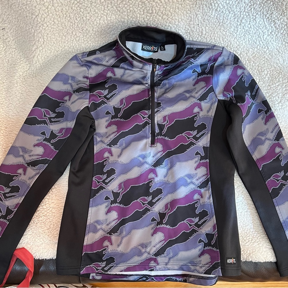 Half zip fleece shirt